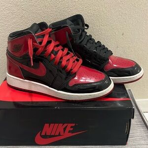 Air Jordan 1 retro high OG patent bread